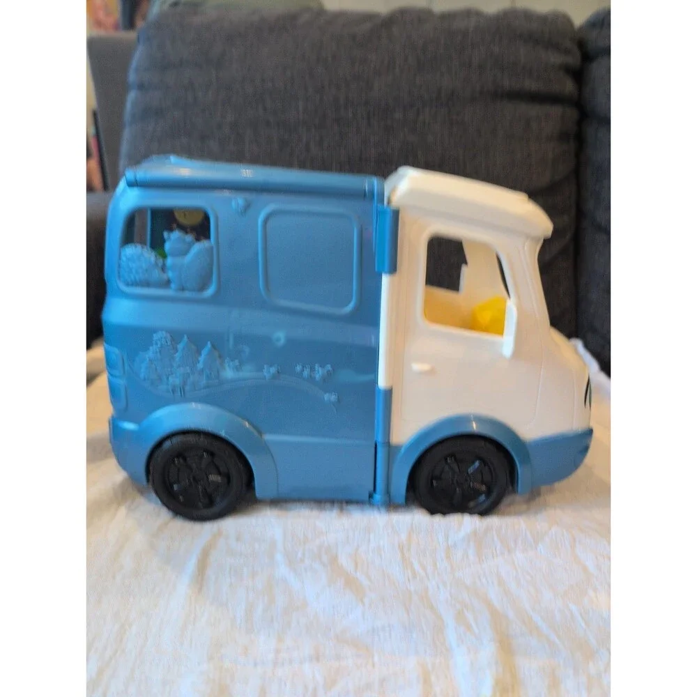 Fisher-Price Little People Camper RV Sounds and Lights Toy